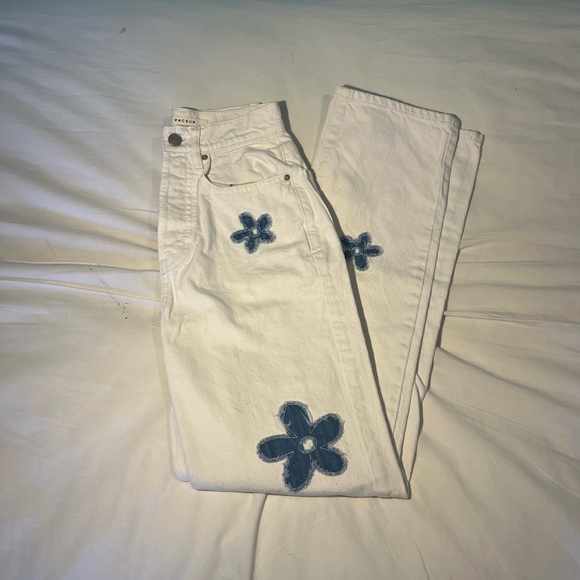 Pacsun flower jeans🐳 - Picture 2 of 8